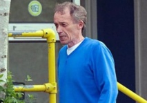 L'ex-entraîneur Bennell mis en examen pour agression sexuelle sur mineur L'ex-entraîneur Bennell mis en examen pour agression sexuelle sur mineur