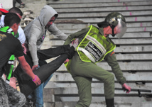 Arrestation d’un supporter de football accusé de l’agression d’un policier Arrestation d’un supporter de football accusé de l’agression d’un policier