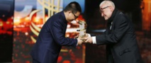 Zang Qiwu,  grand  gagnant  du 16ème FIFM
