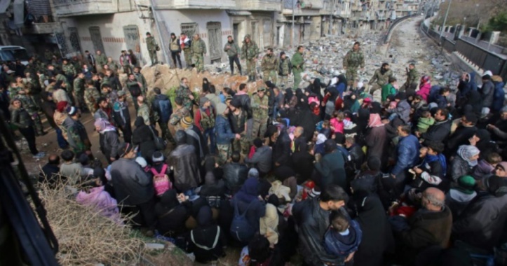 Le régime syrien suspend les opérations d'évacuation d'Alep Le régime syrien suspend les opérations d'évacuation d'Alep