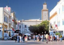 Trois artistes exposent collectivement leurs récentes œuvres à Essaouira