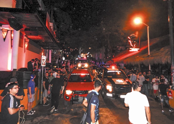5 morts lors d'une fusillade dans une discothèque au Mexique 5 morts lors d'une fusillade dans une discothèque au Mexique
