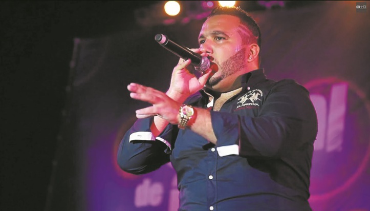 Réda Taliani enchante le public de Laâyoune Réda Taliani enchante le public de Laâyoune