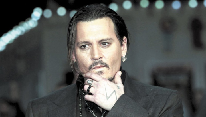 Johnny Depp au bord de la faillite Johnny Depp au bord de la faillite