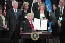 Rejet d'un recours contre le blocage du décret migratoire de Trump Rejet d'un recours contre le blocage du décret migratoire de Trump