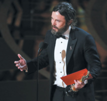 Casey Affleck sort enfin de l'ombre de son frère avec “Manchester by the sea” Casey Affleck sort enfin de l'ombre de son frère avec “Manchester by the sea”