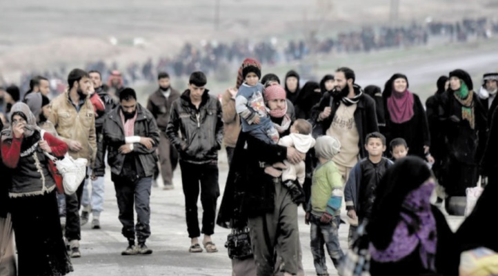 Les civils fuient en nombre les combats à Mossoul et en Syrie Les civils fuient en nombre les combats à Mossoul et en Syrie