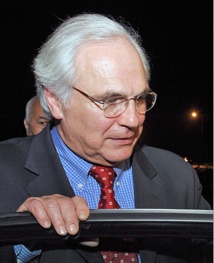 Christopher Ross rend son tablier Christopher Ross rend son tablier