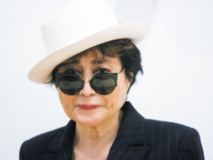 Yoko Ono entre  la vie et la mort