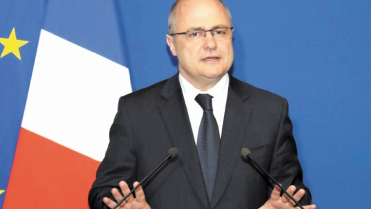 Après le débat, la présidentielle française toujours parasitée par les affaires Après le débat, la présidentielle française toujours parasitée par les affaires