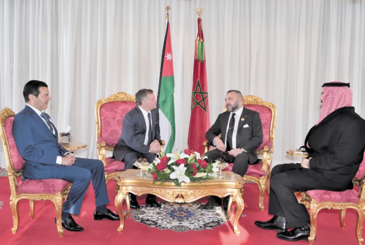 Rencontre entre S.M le Roi et le Souverain jordanien : Un dîner officiel offert en l'honneur de S.M le Roi Abdallah II Ibn Al Hussein Rencontre entre S.M le Roi et le Souverain jordanien : Un dîner officiel offert en l'honneur de S.M le Roi Abdallah II Ibn Al Hussein