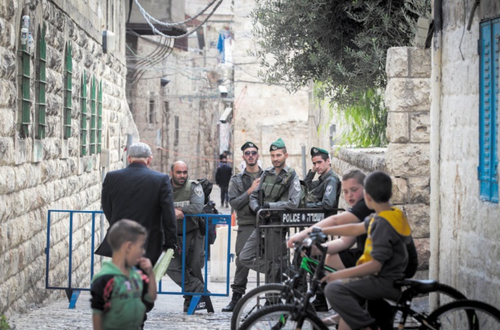 Palestiniens et ONG israéliennes dénoncent l'annonce d'une nouvelle colonie juive Palestiniens et ONG israéliennes dénoncent l'annonce d'une nouvelle colonie juive