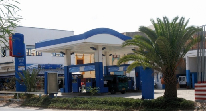 Parc automobile marocain et carburant algérien de contrebande : Les chiffres insensés d’un think thank américain publiés par “The Guardian” Parc automobile marocain et carburant algérien de contrebande : Les chiffres insensés d’un think thank américain publiés par “The Guardian”