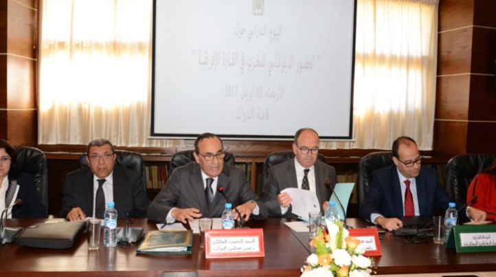 Forum parlementaire sur les enjeux et défis de la présence diplomatique du Maroc en Afrique Forum parlementaire sur les enjeux et défis de la présence diplomatique du Maroc en Afrique