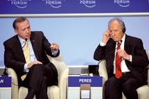 Après un accrochage verbal avec Shimon Peres à cause de l’agression contre Gaza Après un accrochage verbal avec Shimon Peres à cause de l’agression contre Gaza