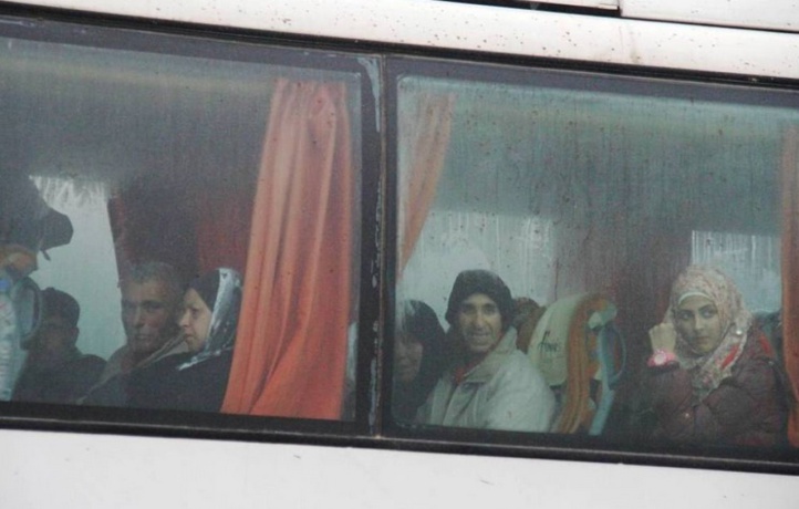 Début de l'évacuation de quatre villes de Syrie assiégées Début de l'évacuation de quatre villes de Syrie assiégées