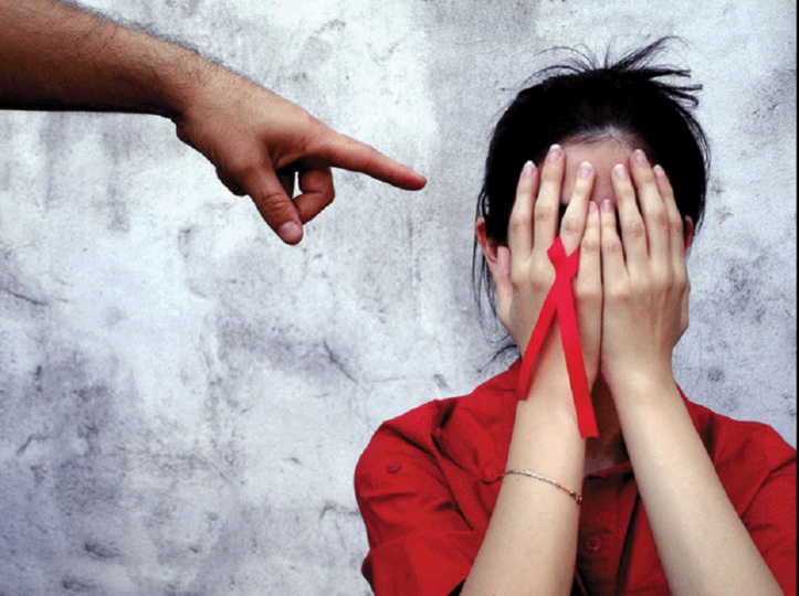 Le Sida fait des ravages parmi les femmes : Le nombre des séropositives au Maroc a été multiplié par quatre au cours des 20 dernières années Le Sida fait des ravages parmi les femmes : Le nombre des séropositives au Maroc a été multiplié par quatre au cours des 20 dernières années