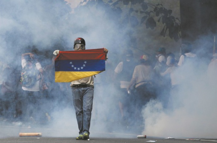 Trois morts dans des manifestations au Venezuela