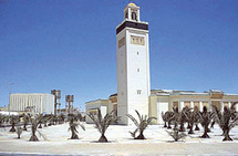 Rencontres à Laâyoune et Smara : Les liens spirituels entre le Nord et le Sud Rencontres à Laâyoune et Smara : Les liens spirituels entre le Nord et le Sud