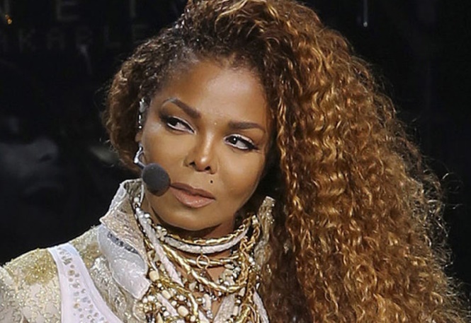 Après son divorce, Janet Jackson reprend sa vie en main