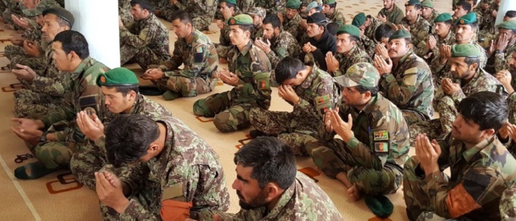 Les talibans afghans lancent leur "offensive de printemps" Les talibans afghans lancent leur "offensive de printemps"