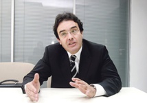 Abdelkrim Benatiq : Le drame humanitaire syrien ne doit pas constituer un élément de pression ou de chantage dans le cadre de l’agenda bilatéral Abdelkrim Benatiq : Le drame humanitaire syrien ne doit pas constituer un élément de pression ou de chantage dans le cadre de l’agenda bilatéral