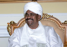 Défiant la Cour pénale internationale  : Omar el Bachir se rend en Lybie Défiant la Cour pénale internationale  : Omar el Bachir se rend en Lybie