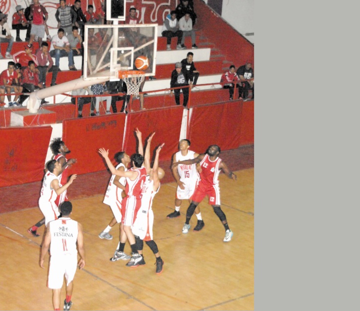 Fortunes diverses pour les clubs de la division Excellence de basketball Fortunes diverses pour les clubs de la division Excellence de basketball