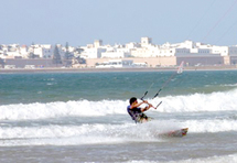 Ouverture à Essaouira d’un centre de sports nautiques Ouverture à Essaouira d’un centre de sports nautiques