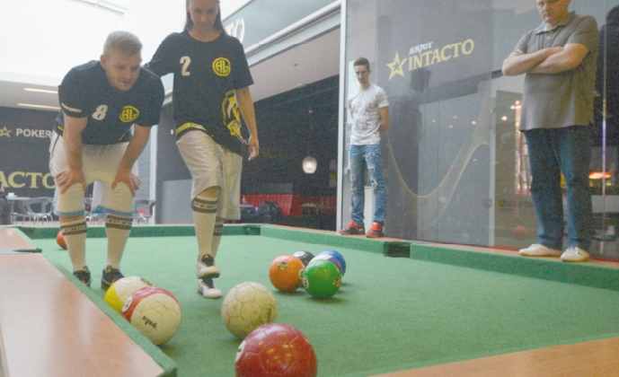 Une première ligue de foot-billard lancée en République tchèque