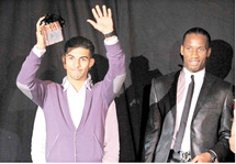 Distinction des joueurs pros marocains en Europe : Deuxième Soulier d’ébène pour Mbarek Boussoufa Distinction des joueurs pros marocains en Europe : Deuxième Soulier d’ébène pour Mbarek Boussoufa