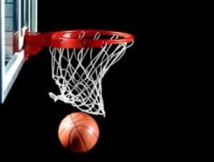 Basketball : Les favoris s’en tirent à bon compte au play-off Basketball : Les favoris s’en tirent à bon compte au play-off