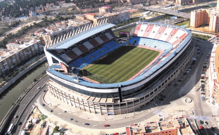 Tristesse et espoirs face à la fermeture du stade Vicente-Calderon Tristesse et espoirs face à la fermeture du stade Vicente-Calderon
