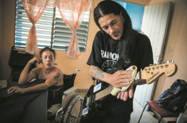 Rock et sida, la vie du dernier “friki” cubain qui s'est inoculé le VIH Rock et sida, la vie du dernier “friki” cubain qui s'est inoculé le VIH