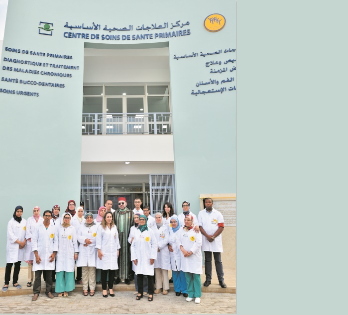 S.M. le Roi inaugure un Centre de soins de santé primaires à Sidi Othmane S.M. le Roi inaugure un Centre de soins de santé primaires à Sidi Othmane