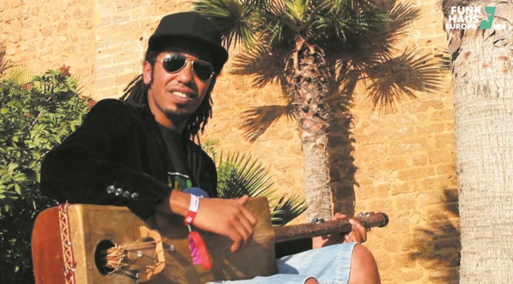 Le gnaoui Mehdi Nassouli enflamme le public sénégalais