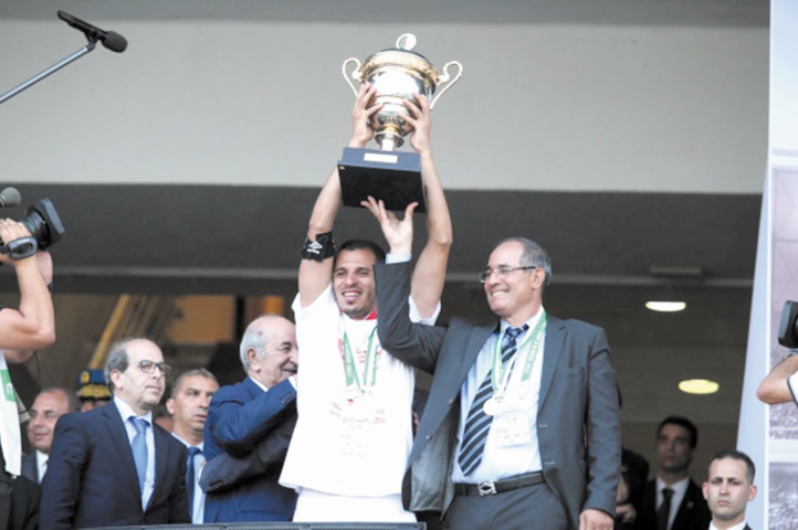 Enfin, un titre pour Badou Zaki : Première Coupe d’Algérie pour un Marocain Enfin, un titre pour Badou Zaki : Première Coupe d’Algérie pour un Marocain