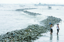 Il ne vaut pas mieux aller sur ces plages : Marunda Beach (Indonésie) Il ne vaut pas mieux aller sur ces plages : Marunda Beach (Indonésie)