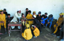 Trois hommes et 100 couffins Trois hommes et 100 couffins