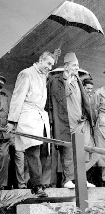 LES PRÉMISSES D’UN DIALOGUE DANS UN CONTEXTE TROUBLÉ  (Juin – Août 1955) : Gilbert Grandval, résident général LES PRÉMISSES D’UN DIALOGUE DANS UN CONTEXTE TROUBLÉ  (Juin – Août 1955) : Gilbert Grandval, résident général