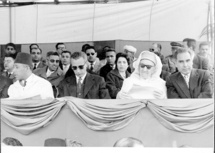 Vers l’Indépendance du Maroc : LES PRÉMISSES D’UN DIALOGUE DANS UN CONTEXTE TROUBLÉ (Juin – Août 1955) Vers l’Indépendance du Maroc : LES PRÉMISSES D’UN DIALOGUE DANS UN CONTEXTE TROUBLÉ (Juin – Août 1955)
