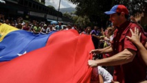 Participation massive à la consultation anti-Maduro