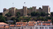Le Château de Sao Jorge au Portugal, l'une des rares  fortifications islamiques qui résistent aux aléas du temps
