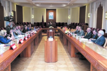 Le président de la Chambre des représentants reçoit une délégation de la Commission des affaires étrangères au Parlement européen Le président de la Chambre des représentants reçoit une délégation de la Commission des affaires étrangères au Parlement européen