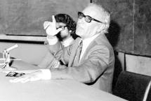 Vers l’Indépendance du Maroc : LES PRÉMISSES D’UN DIALOGUE DANS UN CONTEXTE TROUBLÉ (Juin – Août 1955) : Les contacts avec le Conseil National de la Résistance Vers l’Indépendance du Maroc : LES PRÉMISSES D’UN DIALOGUE DANS UN CONTEXTE TROUBLÉ (Juin – Août 1955) : Les contacts avec le Conseil National de la Résistance