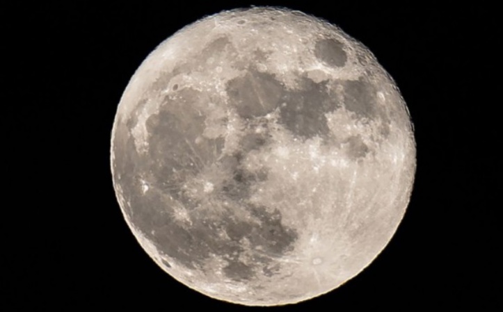 La Lune serait riche en eau