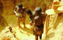 Le Ghana lance une lutte féroce contre les mines d'or illégales Le Ghana lance une lutte féroce contre les mines d'or illégales
