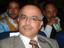 Chakib Benmoussa, lors d’une réunion à Lamhriz avec les chioukhs et les élus : «Le Maroc ne restera pas les mains liées devant les provocations» Chakib Benmoussa, lors d’une réunion à Lamhriz avec les chioukhs et les élus : «Le Maroc ne restera pas les mains liées devant les provocations»