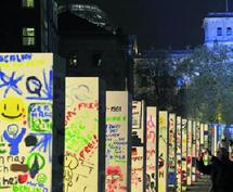 Berlin a présenté hier soir un show médiatique planétaire : L’Allemagne fête sa réunification Berlin a présenté hier soir un show médiatique planétaire : L’Allemagne fête sa réunification