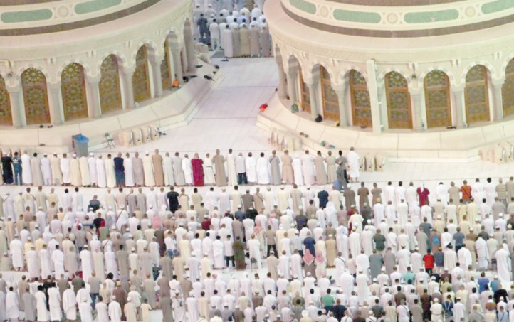 Le pèlerinage à La Mecque se vit aussi par smartphones interposés Le pèlerinage à La Mecque se vit aussi par smartphones interposés